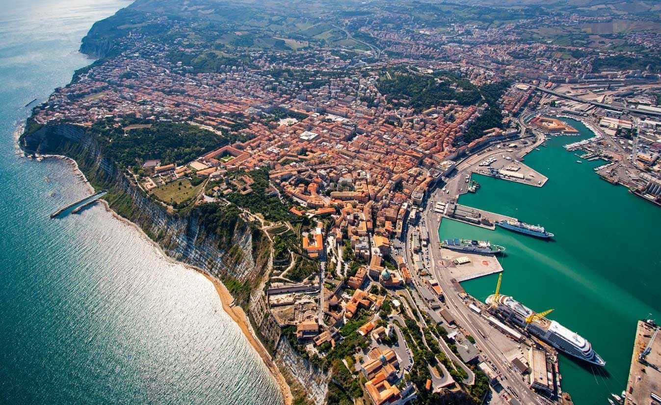 Ancona E Campus