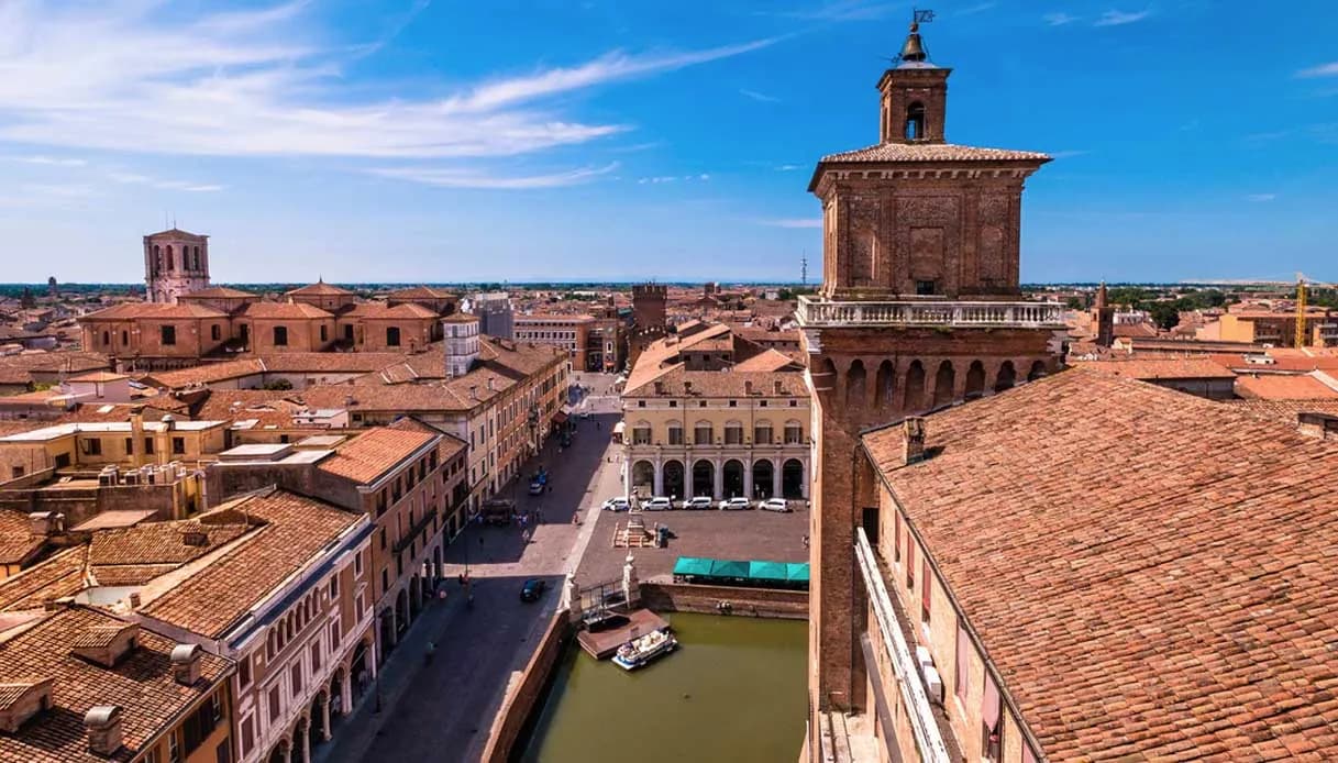 Ferrara E Campus