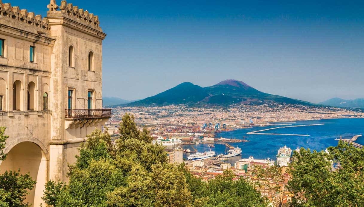 Napoli E Campus
